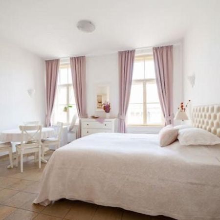 Classical Studio Appartement Boedapest Buitenkant foto